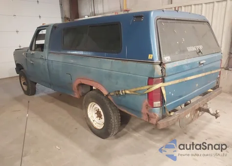 1984 Ford F250 z USA, uszkodzony, nr VIN 2FTEF26Y2ECA29884